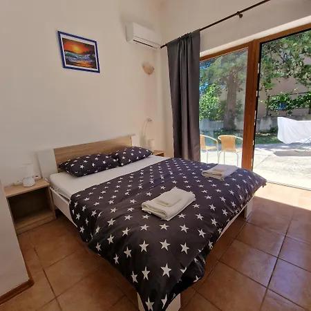 Gæstehus D&d 2 Pula